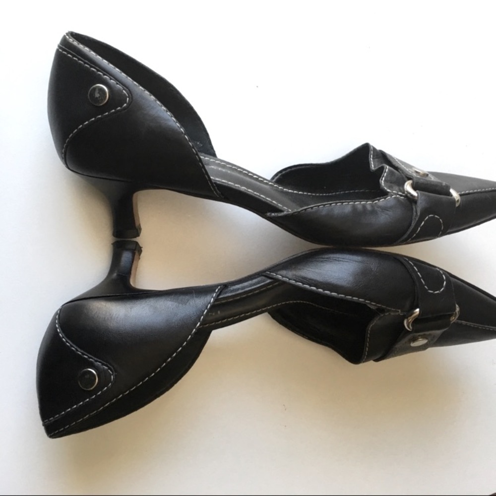 {Antonio Melani} Black Leather Kitten Heels 8M